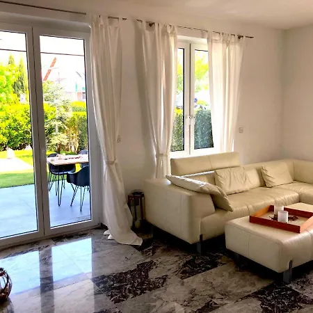 Dreamapartment La Vigna Living Mit Eigenem Aussenpool & Sauna - Appartement Weil am Rhein